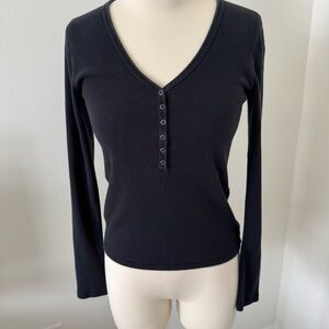 Abercrombie Black V-Neck Long Sleeve Top